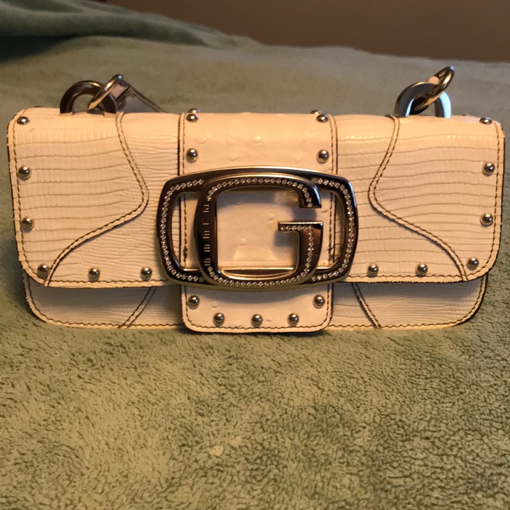 Guess Clutch